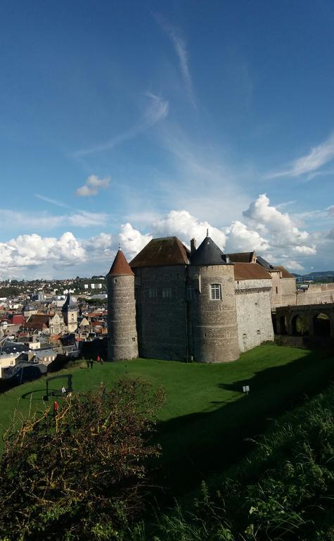Egg Hotel - Hotel Les Gens De Mer Dieppe Exterior photo